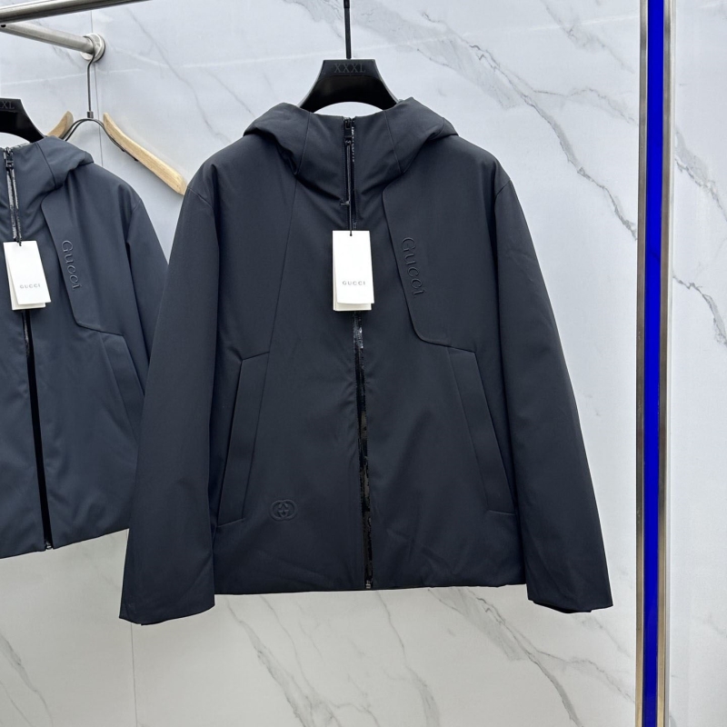 G*u*i down coat